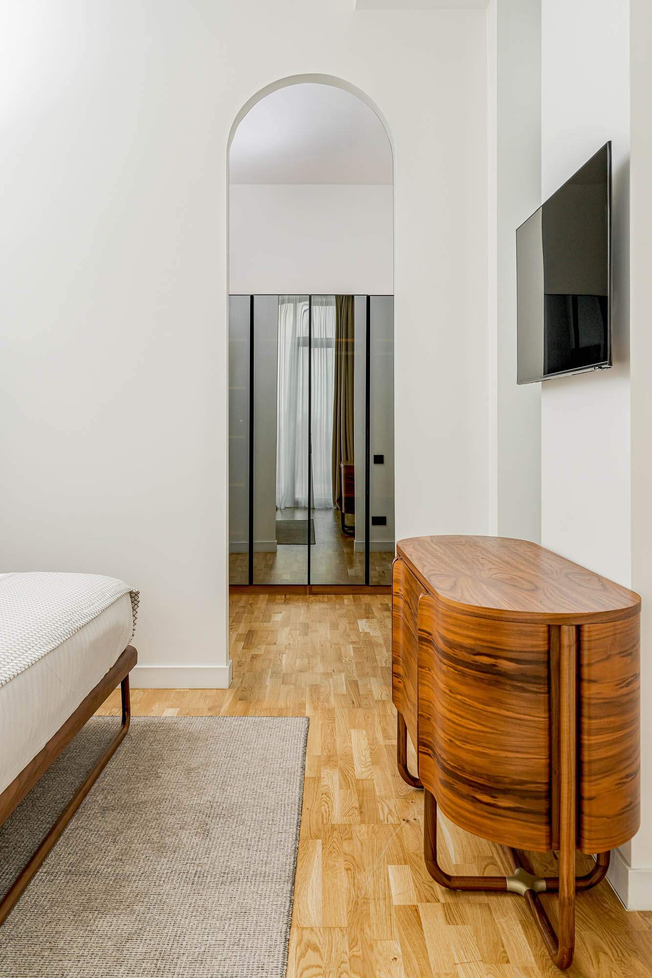 Design-interior-vila-National-Golf-Club-By-Noblesse-Group