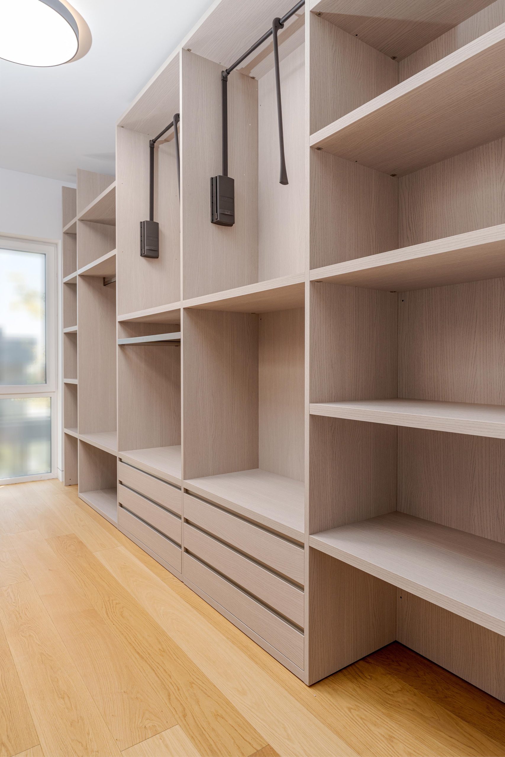 Design interior apartament matrimonial penthouse București by Noblesse Interiors