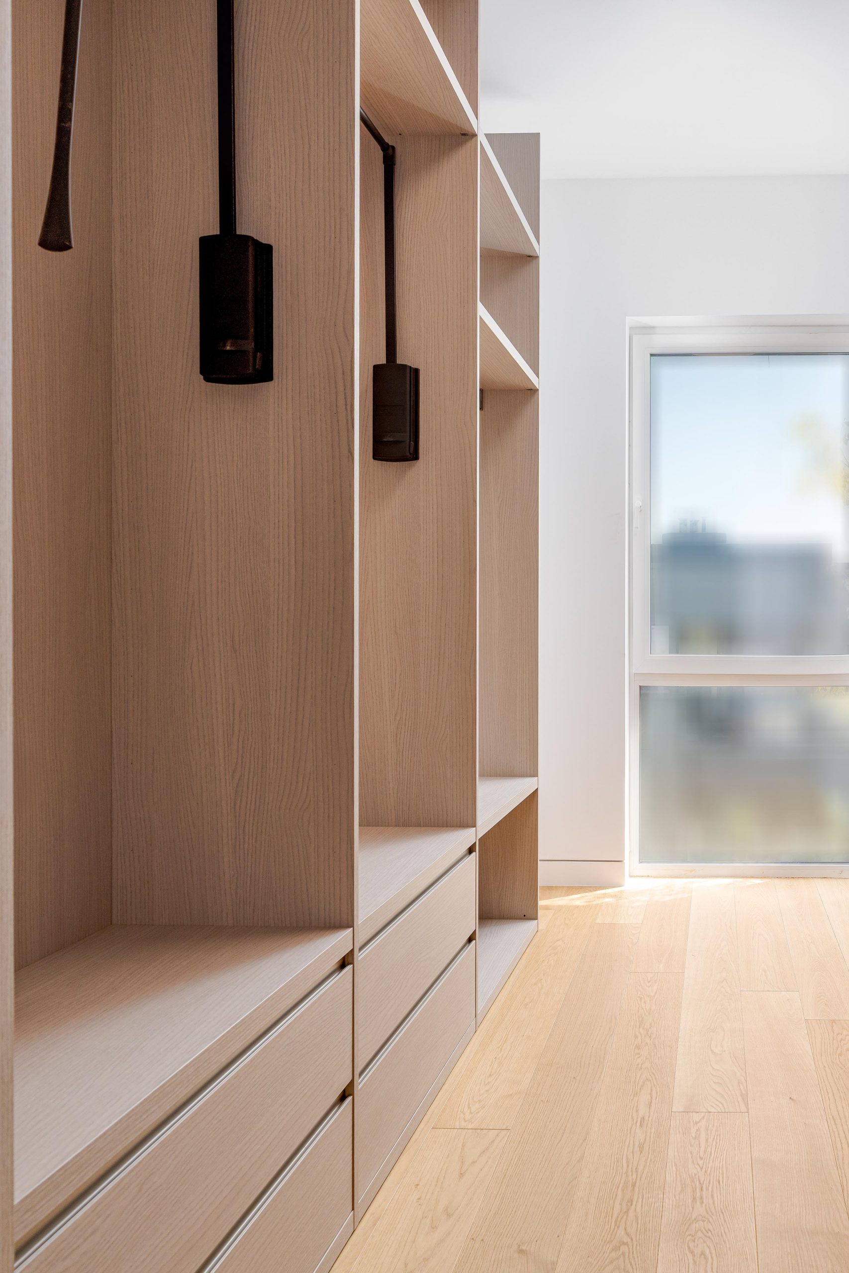 Design interior apartament matrimonial penthouse București by Noblesse Interiors