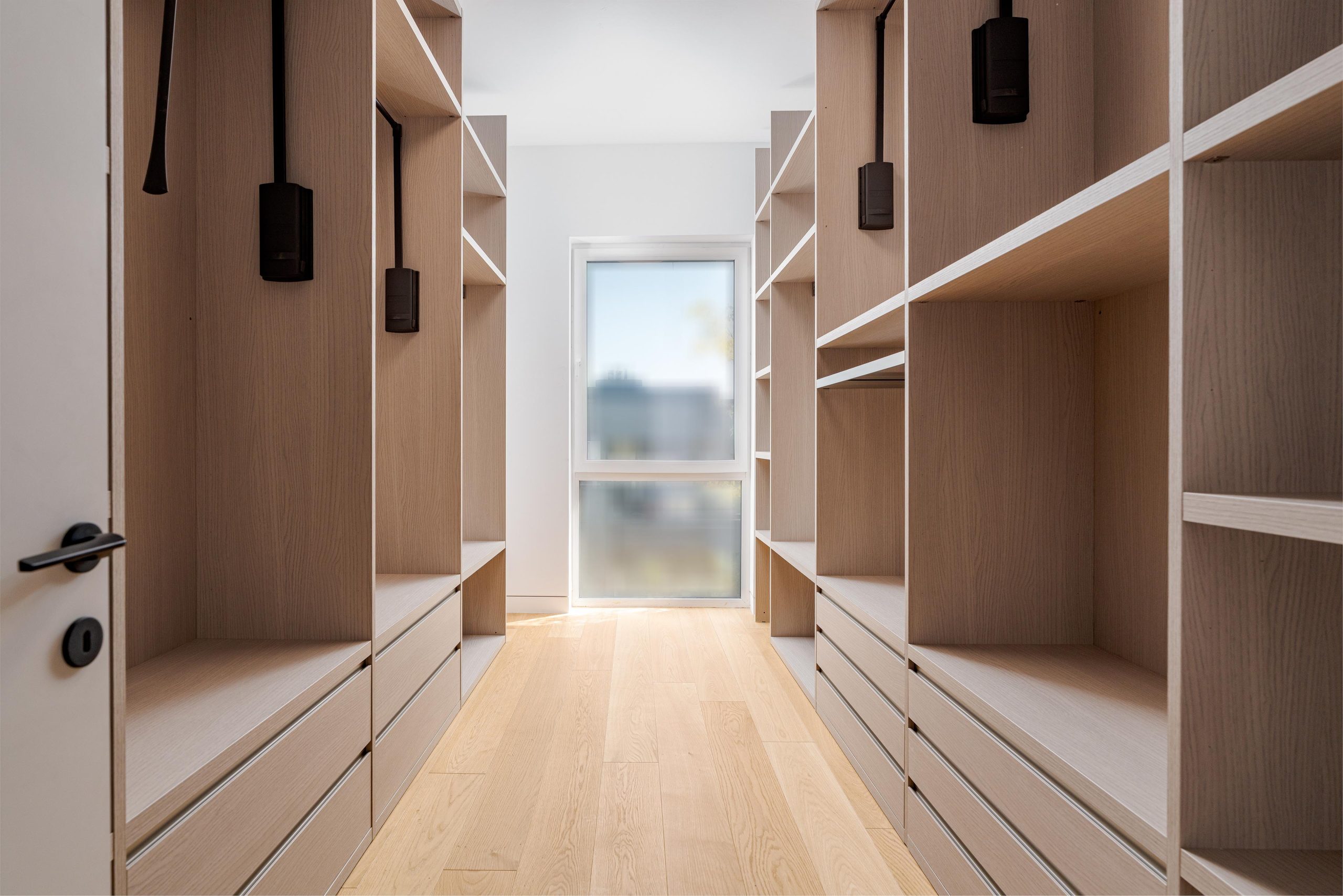 Design-interior-apartament-penthouse-Jardin-du-Nord-by-Noblesse-Group